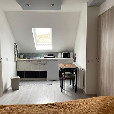 Jasmin Apartment House Vonyarcvashegy Εξωτερικό φωτογραφία