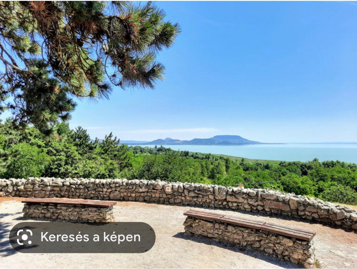 Jasmin Apartment House Vonyarcvashegy Εξωτερικό φωτογραφία